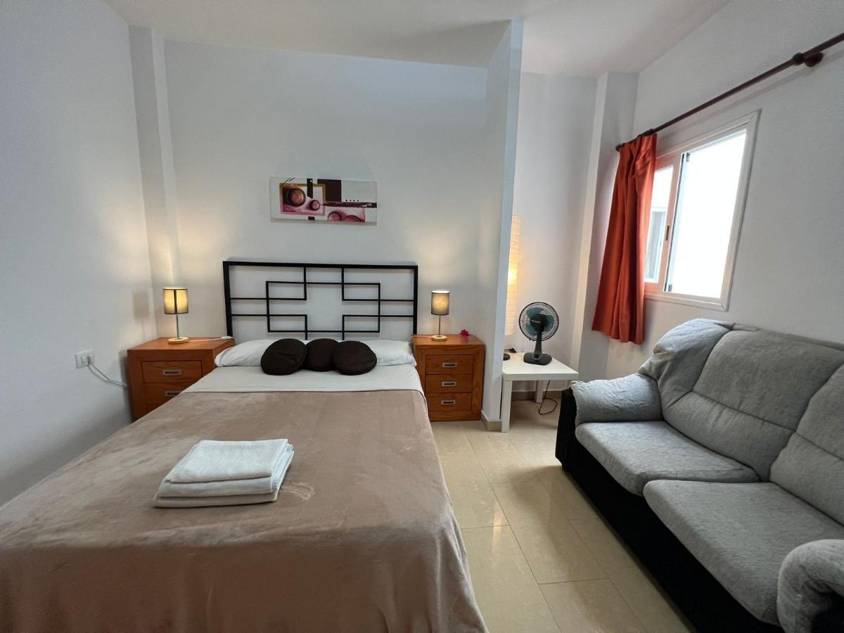 Alcamar Alquiler De Habitacion Privadas Con Bano Compartido Y Areas Comunes Alcala  Ngoại thất bức ảnh